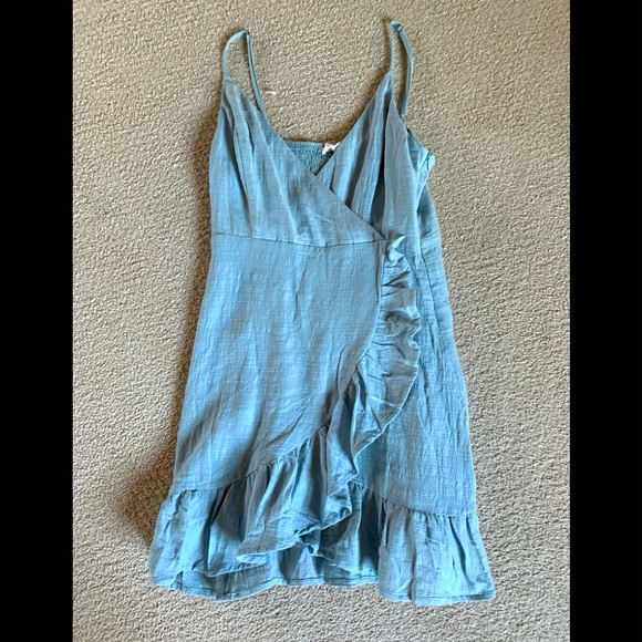 Light blue pacsun wrap dress - Picture 2 of 3